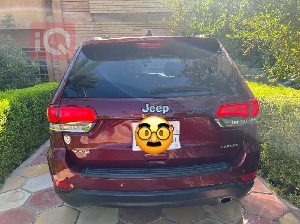 جیپ گراند شیرۆکی